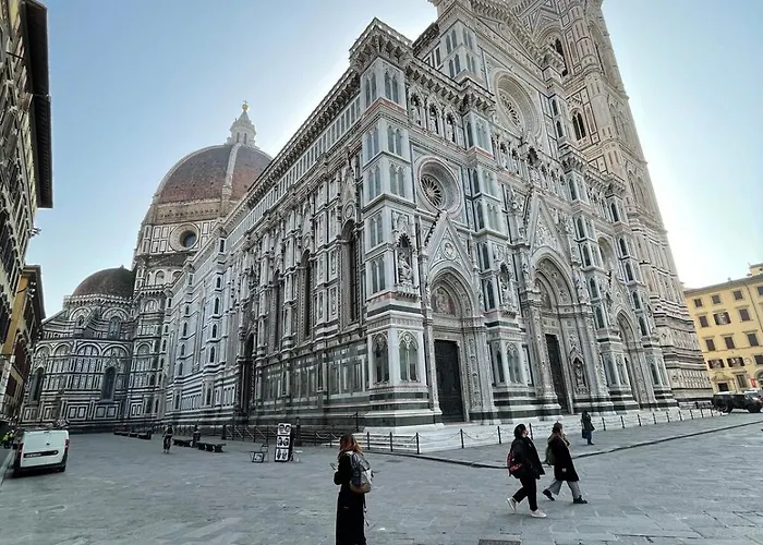 Brand New In The Heart Of Florenz
